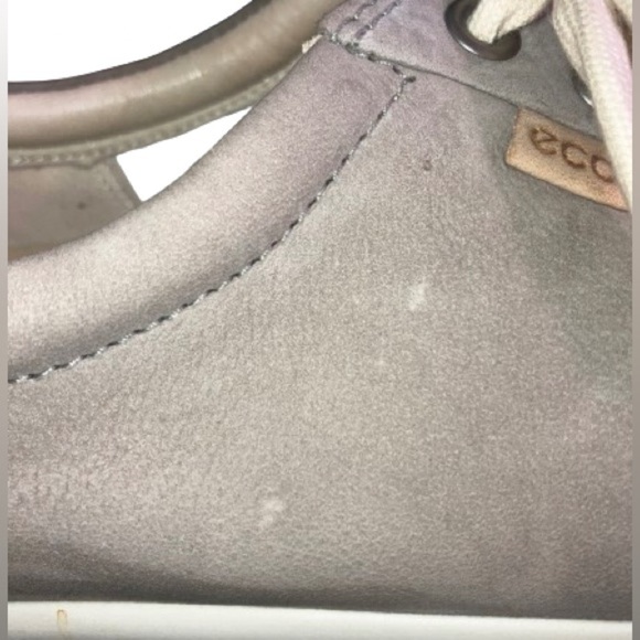 Ecco brand Nubuck sneakers, wmns sz 12 - Picture 9 of 9